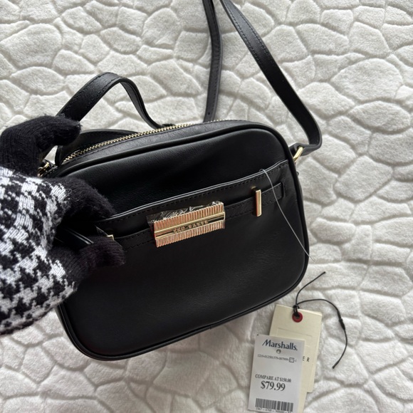 Ted Baker Black Leather Crossbody Bag - Picture 10 of 13
